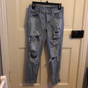 American Eagle mom jeans